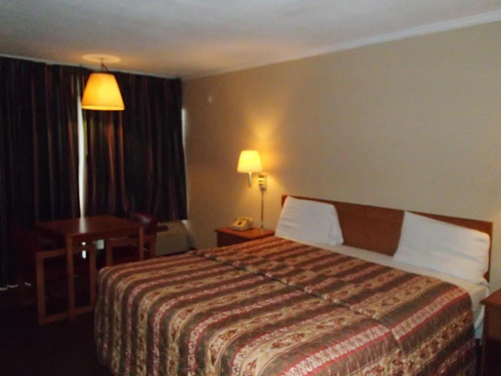 Sunrise Inn Lake Charles Quarto foto